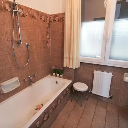 La Maison De Jeannette By Interhome *